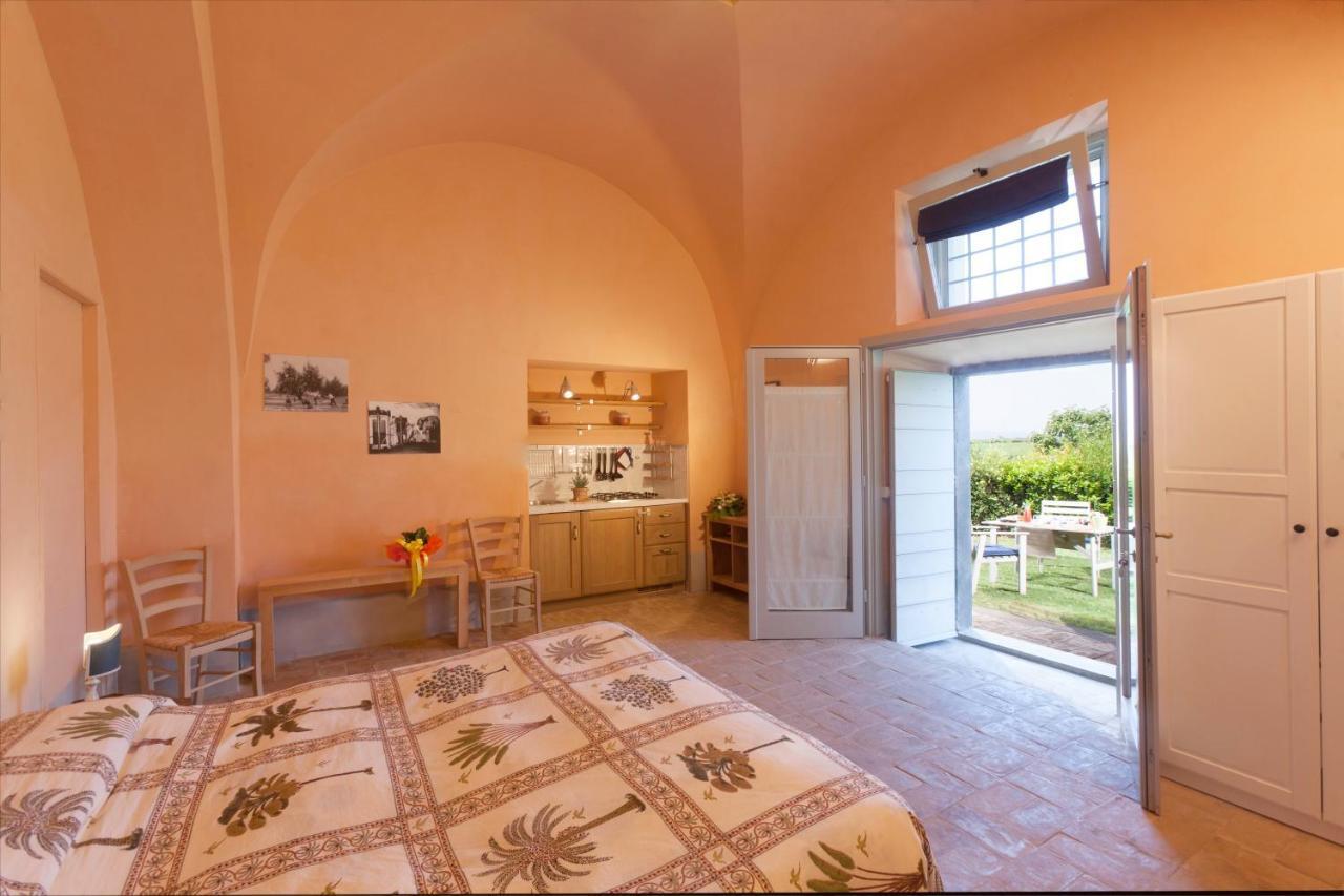 Agriturismo Casale Bonaparte Cellere Exterior foto